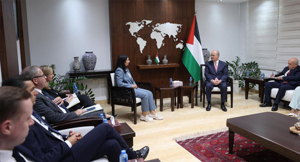 رئيس الوزراء الفلسطيني يستقبل وزيرة التعاون الاقتصادي والتنمية الألمانية