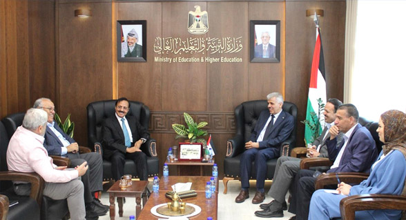 وزير التعليم الفلسطيني يبحث مع رئيس مجلس إدارة ‘العربية الأمريكية‘ تعزيز التعاون المشترك