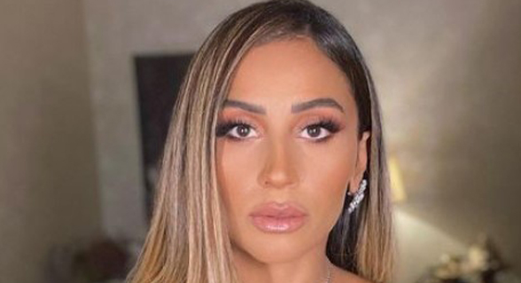 دينا الشربيني تعلق بعد تلقيها هدية مميزة من معجب